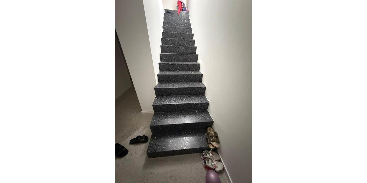 Doppelhaushälfte Waghäusel - 7 Zimmer, 203 m&sup2;, 2.200&euro; | Angebot:26066811