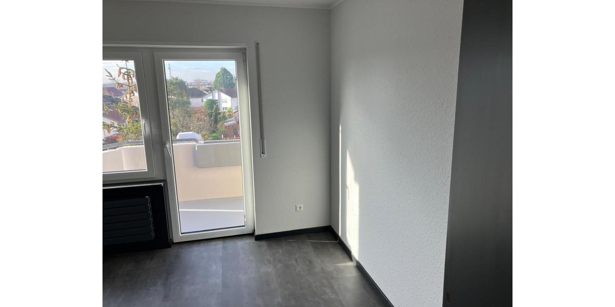 ObjNr:18742 - Herrlicher Blick über Brühl - Rohrhof - Etagenwohnung Brühl | Angebot:14924879