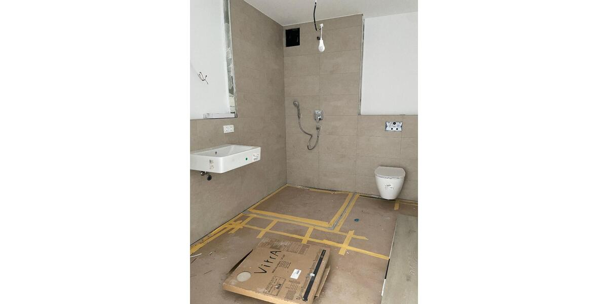 ### Lichtdurchflutete Wohnung - Erstbezug ! ### 2 zimmer