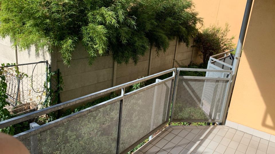 Lu- Edigheim, 2 ZKB, Balkon, hell, gepflegt, PKW- Stellplatz 2 zimmer