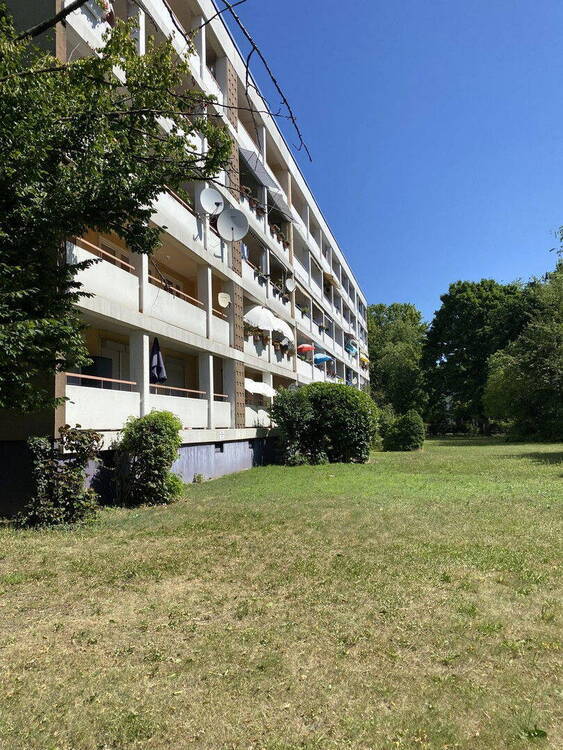 Großzügiges Potenzial: 4-Zimmer-Wohnung in begehrter Lage von Mannheim Waldhof Ost