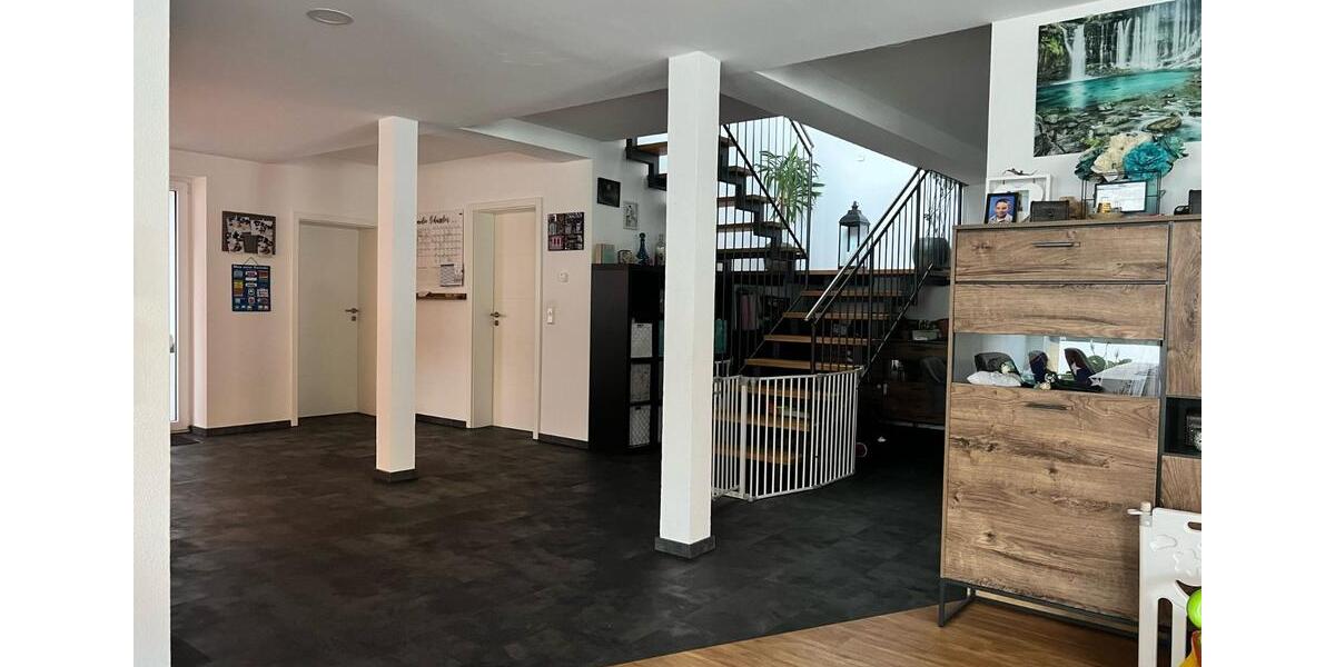 Doppelhaushälfte Eberbach - 8 Zimmer, 254 m&sup2;, 580.000&euro; | Angebot:24769261