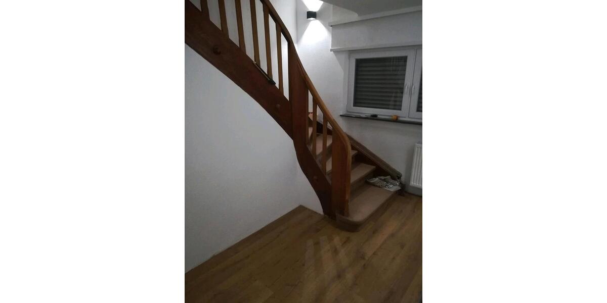 Einfamilienhaus Nußloch - 7 Zimmer, 215 m&sup2;, 955.000&euro; | Angebot:25594883