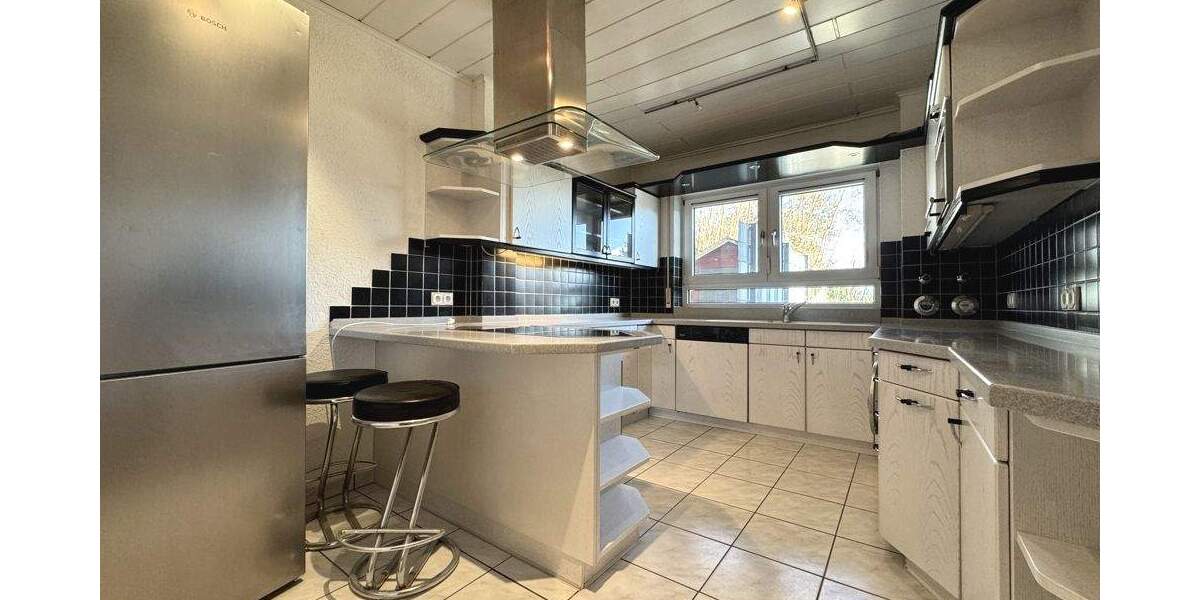 Etagenwohnung Lorsch - 2 Zimmer, 102 m&sup2;, 1.095&euro; | Angebot:25701638