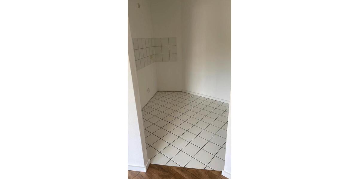 Etagenwohnung Ludwigshafen am Rhein Ludwigshafen-Hemshof - 2 Zimmer, 48 m&sup2;, 145.000&euro; | Angebot:27003775