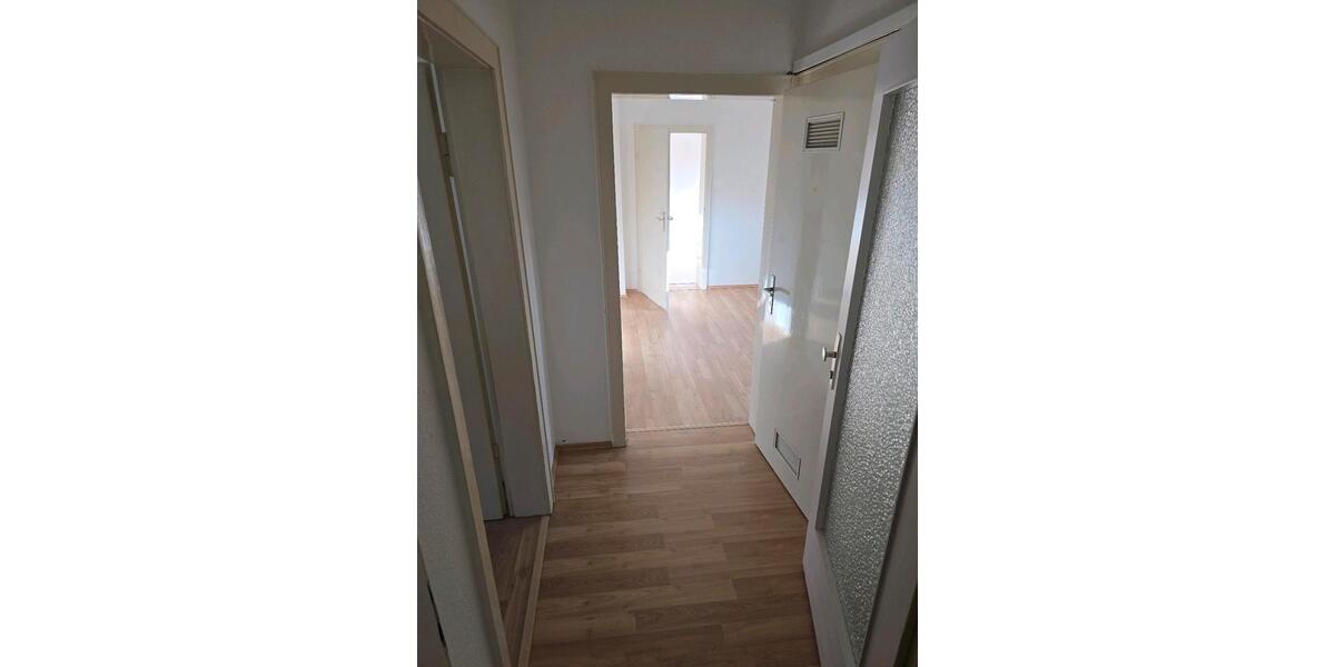 Helle 3-Zimmer-Wohnung mit Balkon – 83 m² 3 zimmer