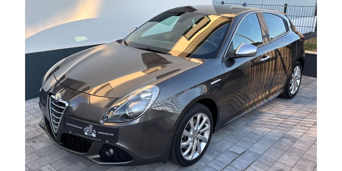 Alfa Romeo Giulietta 196.000 km 5.350 € Mannheim 68309