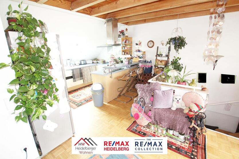 Tolle 5 Zimmer MaisonettWohnung über 3 Stockwerke im ruhigen 3 Parteinhaus mit Stellplatz und Garage
