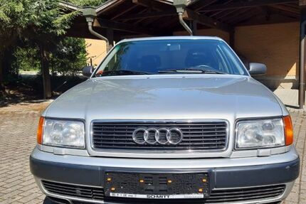 Audi 100