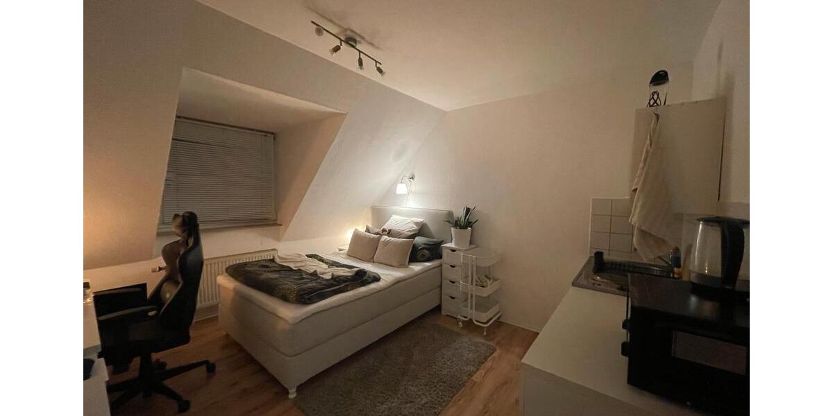 Dachgeschoßwohnung Mannheim Herzogenried - 1.5 Zimmer, 20 m&sup2;, 600&euro; | Angebot:25407205