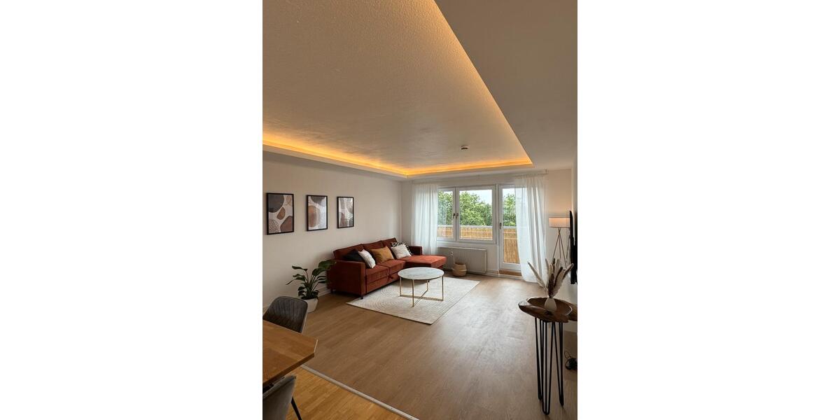 Dachgeschoßwohnung Ludwigshafen am Rhein - 2.5 Zimmer, 50 m&sup2;, 1.000&euro; | Angebot:26321144