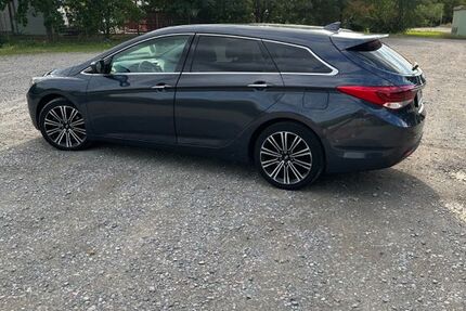 Hyundai i40 148.000 km 10.799 &euro; Weinheim 69469