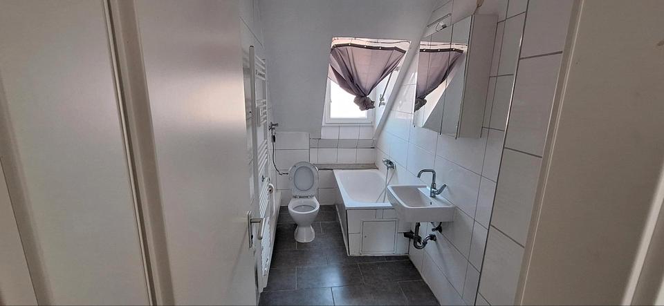 Dachgeschoßwohnung Mannheim Herzogenried - 2 Zimmer, 50 m&sup2;, 920&euro; | Angebot:26223627
