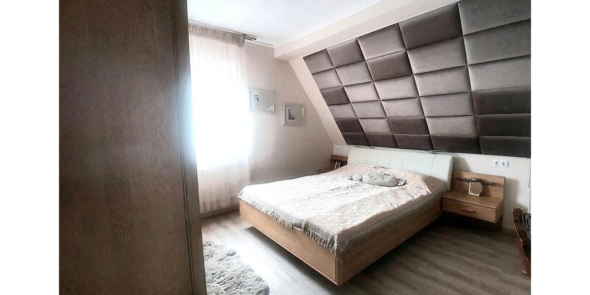 2 Häuser auf einem Grundstück 7 zimmer