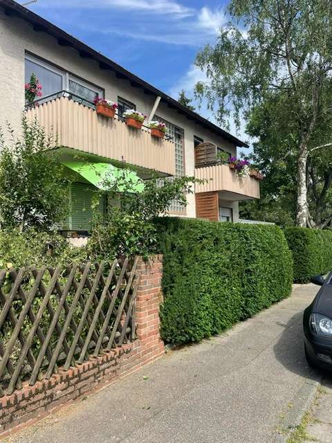 Haus zum Kaufen in Edingen-Neckarhausen 685.000 € 244 m²