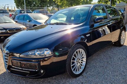 Alfa Romeo 147 144.400 km 3.850 &euro; Mannheim 68199