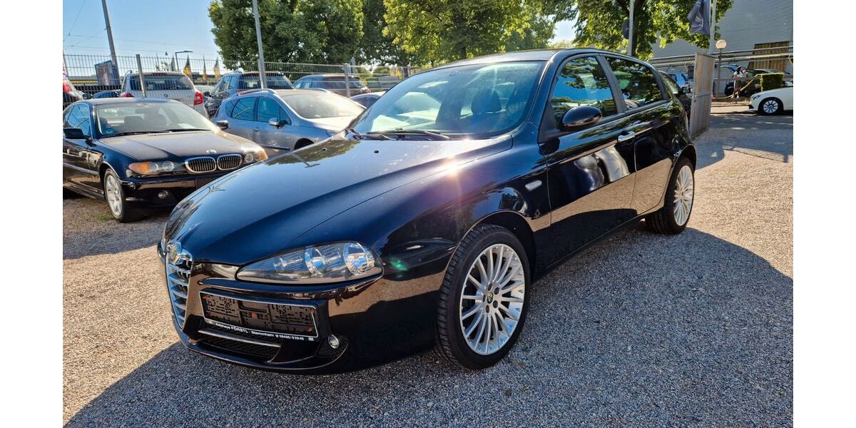 Alfa Romeo 147 144.400 km 3.850 &euro; Mannheim 68199
