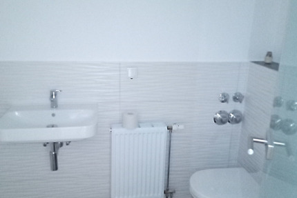 Neubezug nach Komplttrenovierung in Nußloch 3 zimmer