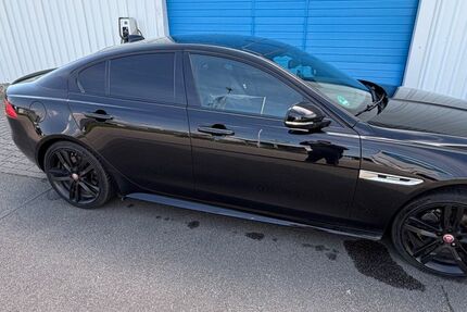 Jaguar XE 125.922 km 12.700 &euro; Heidelberg 69126