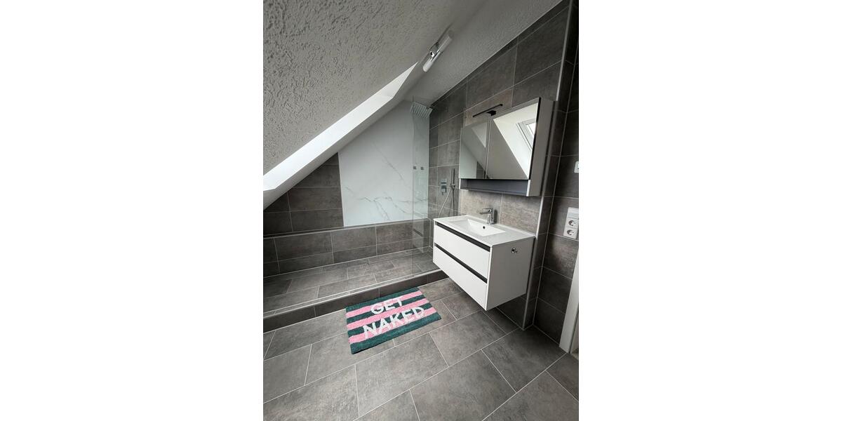 Dachgeschoßwohnung Obrigheim - 2 Zimmer, 55 m&sup2;, 179.500&euro; | Angebot:26124325