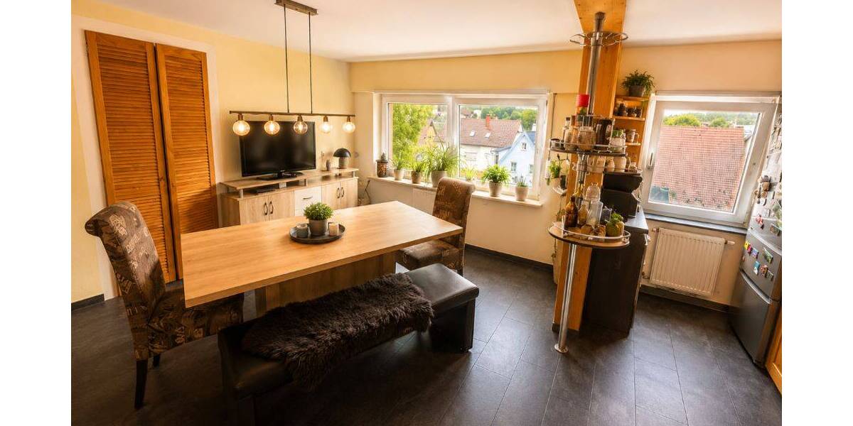 Einfamilienhaus Sinsheim / Waldangelloch Waldangelloch - 9 Zimmer, 249 m&sup2;, 299.000&euro; | Angebot:26862718