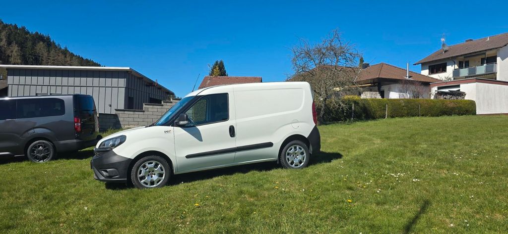 Fiat Doblo 44.000 km 19.600 &euro; Grasellenbach/Wahlen 64689