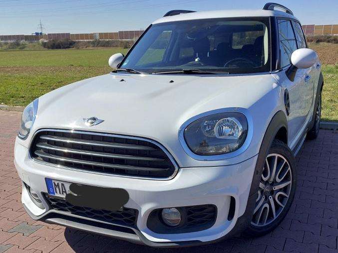 One D Countryman