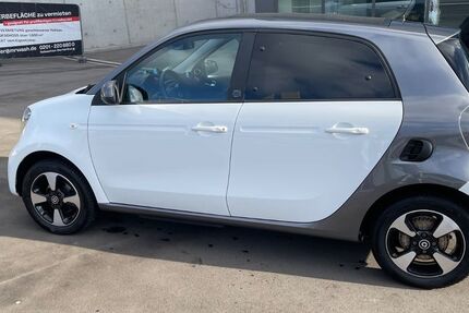 Smart ForFour 62.122 km 12.700 &euro; Bad Schönborn 76669