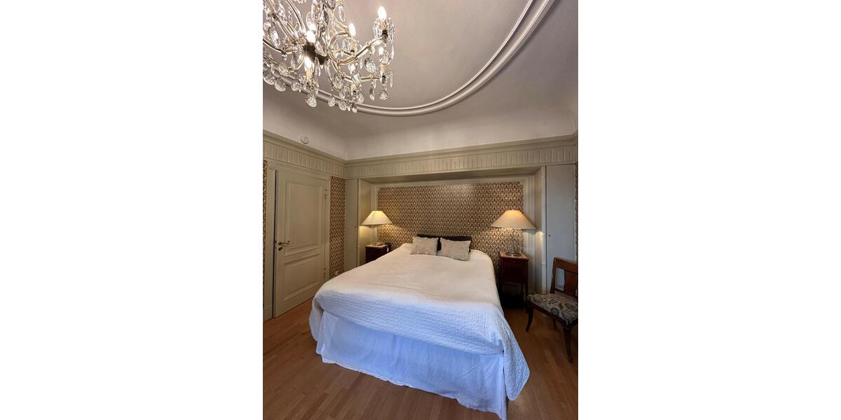 Exceptional historische Villa mit Panoramablick - Möbliert– Heidelberg 16 zimmer