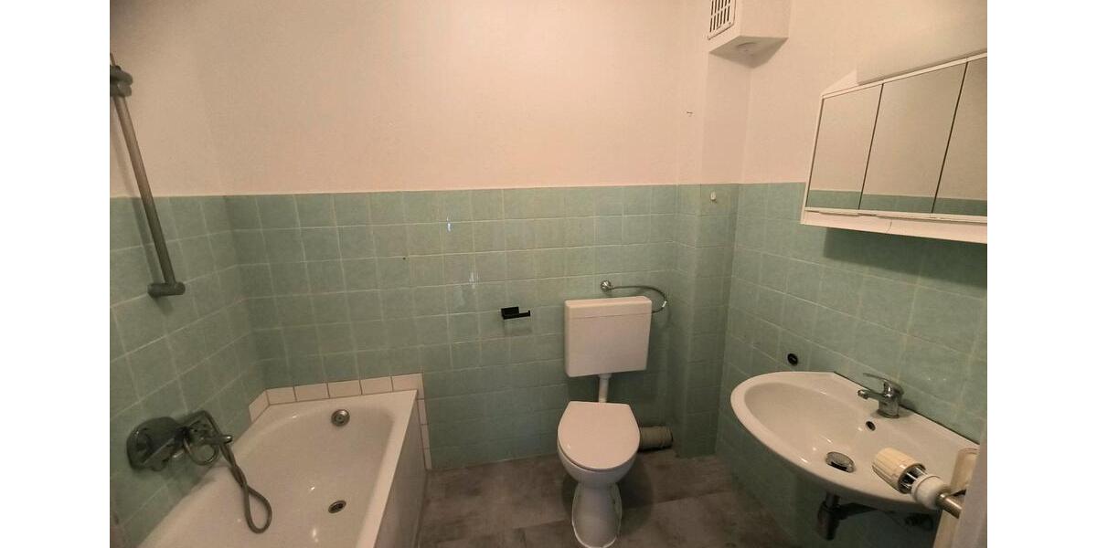 Dachgeschoßwohnung Edingen-Neckarhausen Neckarhausen - 2.5 Zimmer, 58 m&sup2;, 870&euro; | Angebot:26340732