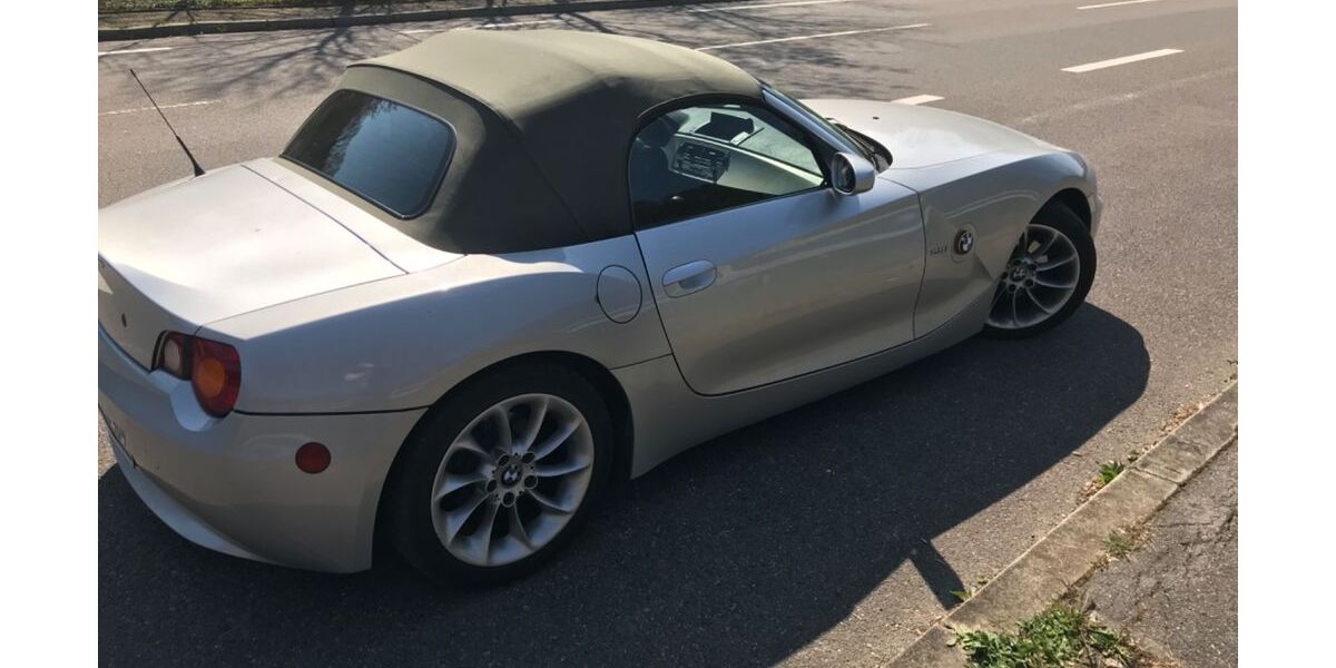 BMW Z4 153.000 km 7.500 &euro; Schwarzach 74869