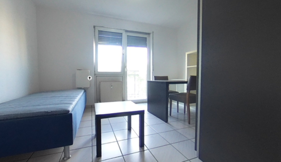 Etagenwohnung Ludwigshafen am Rhein - 1 Zimmer, 20 m&sup2;, 310&euro; | Angebot:24368016