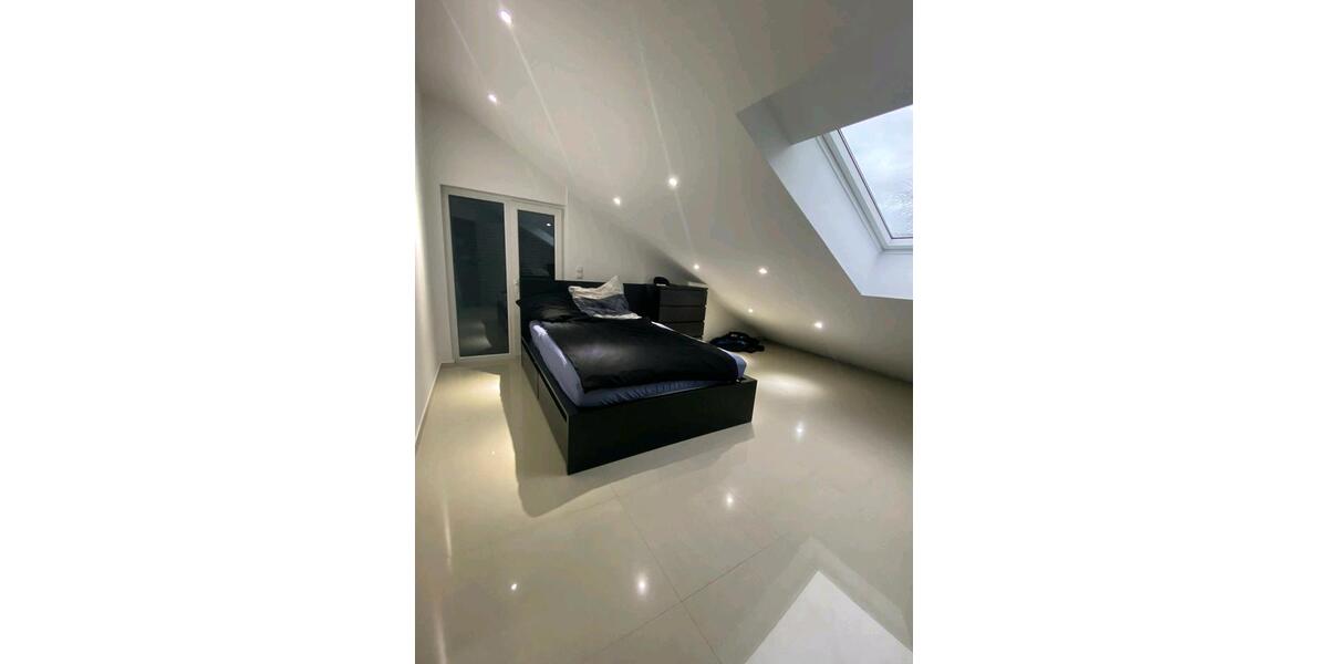 luxuriöse neubau 2Z dachgeschossPenthouse mit Terasse, EBK, FBH 2 zimmer