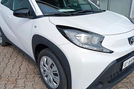 Toyota Aygo (X) 4.500 km 14.888 € Frankenthal 67227