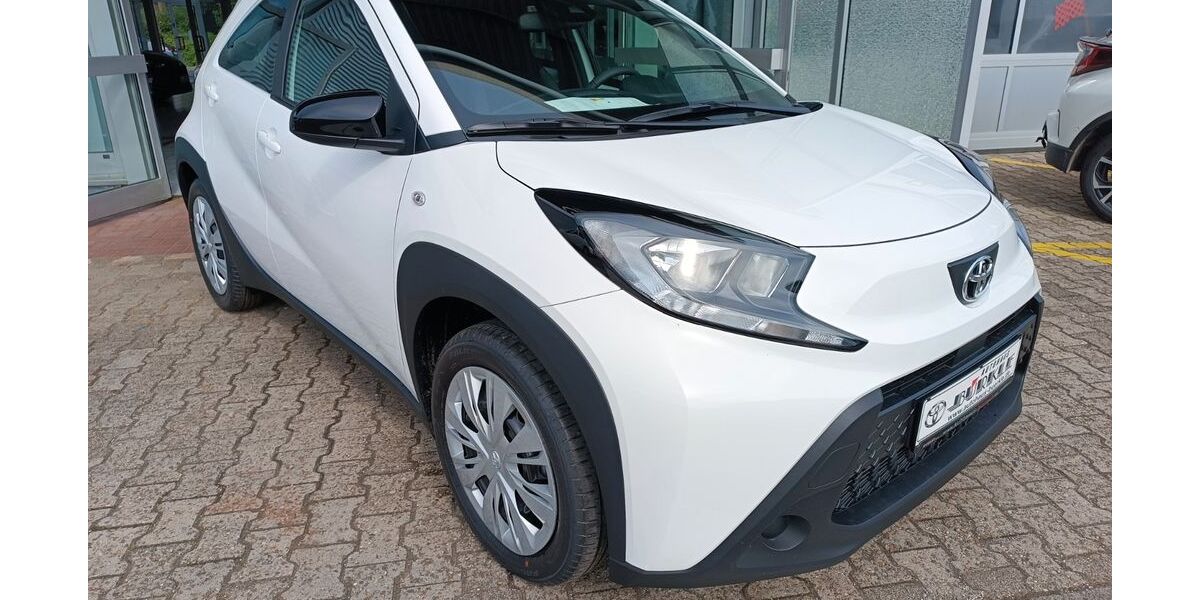 Toyota Aygo (X) 4.500 km 14.888 € Frankenthal 67227
