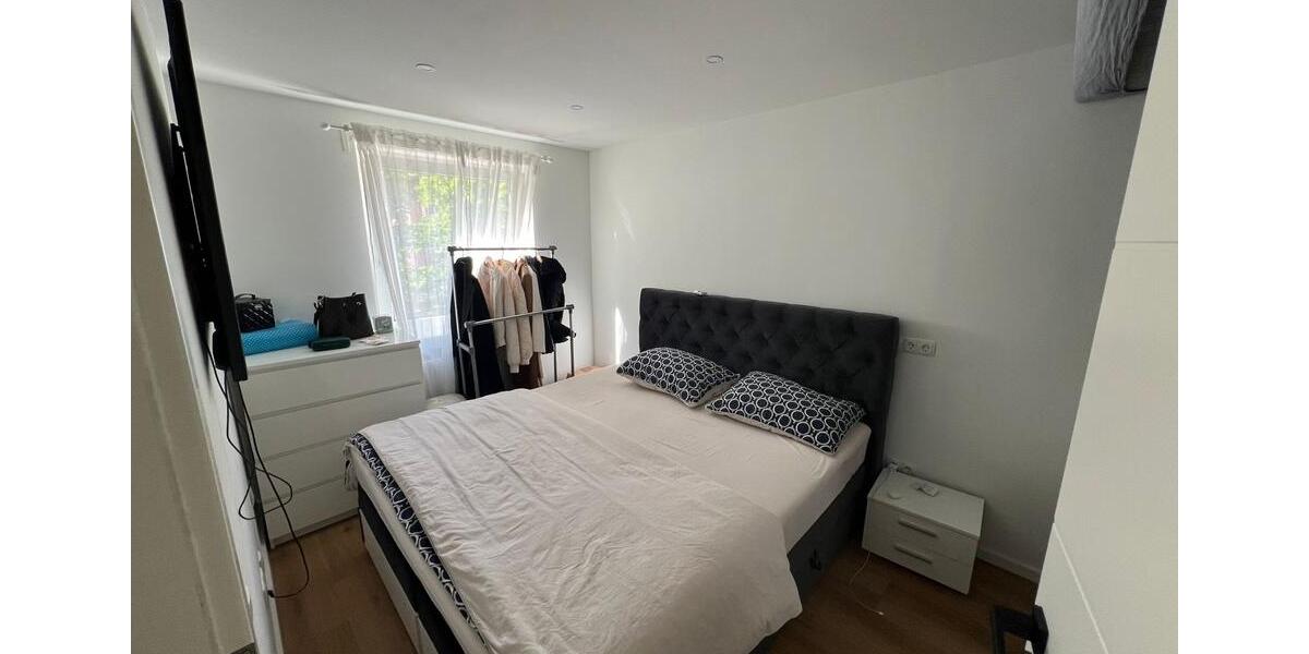 Etagenwohnung Ludwigshafen am Rhein Parkinsel - 3.5 Zimmer, 90 m&sup2;, 295.000&euro; | Angebot:26413317