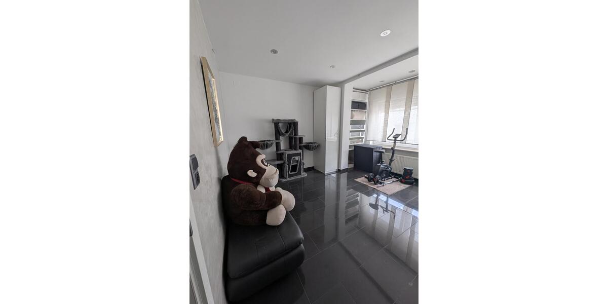 Etagenwohnung Ludwigshafen am Rhein Parkinsel - 3 Zimmer, 80 m&sup2;, 270.000&euro; | Angebot:24111145