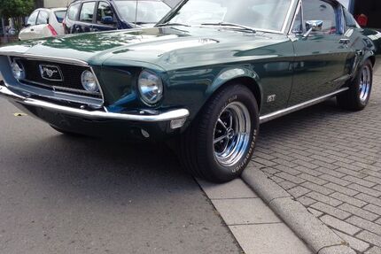Ford Mustang 13.000 km 99.750 € Neuhofen 67141