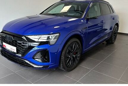 Audi Q8 e-tron 4.881 km 75.450 &euro; Walldorf 69190