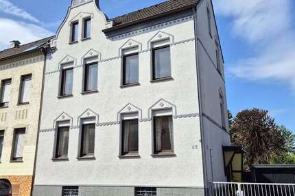 Haus zum Kaufen in Solingen 339.000 € 158 m²