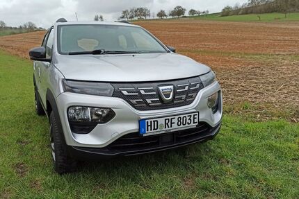 Dacia Spring 41.800 km 10.499 &euro; Helmstadt 74921