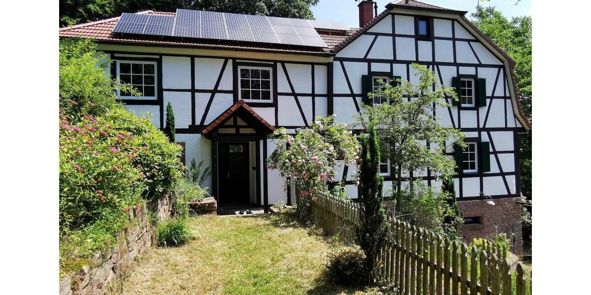 Historisches Forsthaus Odenwald Alleinlage Bauernhaus Ferienhaus zimmer