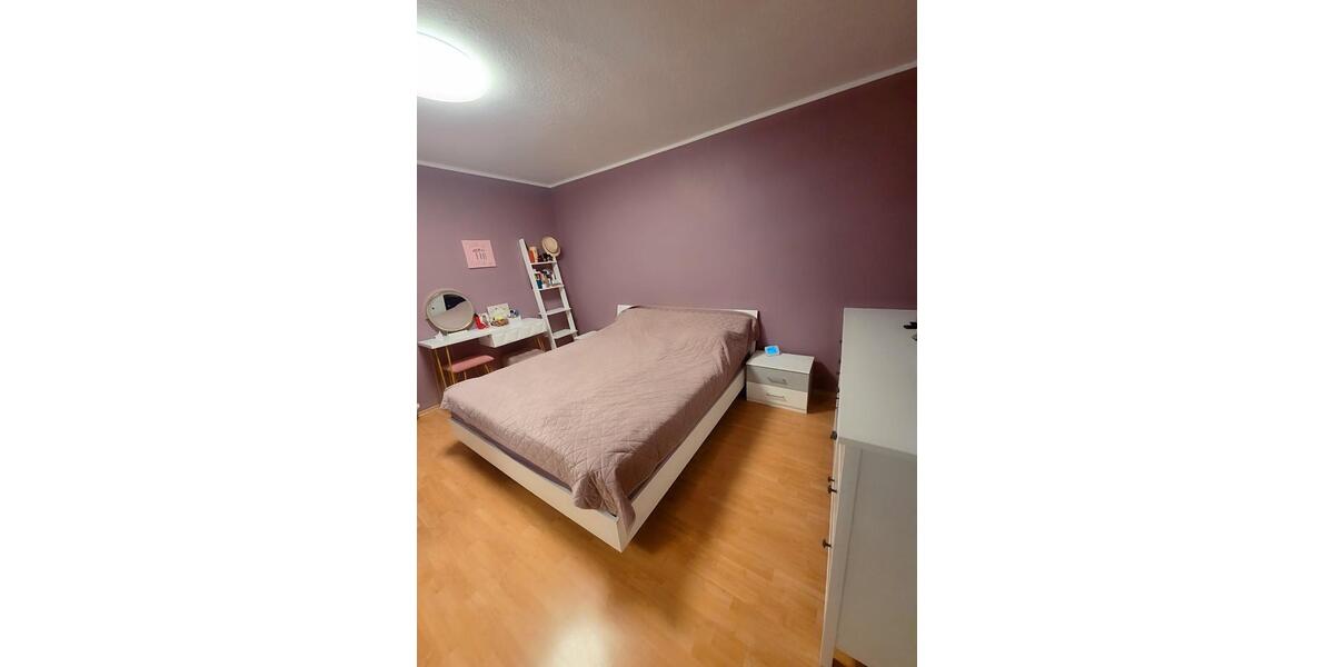 Etagenwohnung Ludwigshafen am Rhein Parkinsel - 3 Zimmer, 65 m&sup2;, 215.000&euro; | Angebot:27096144