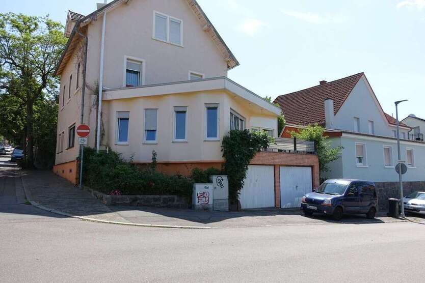 Wohnung zum Mieten in Weinheim 1.200 € 105 m²