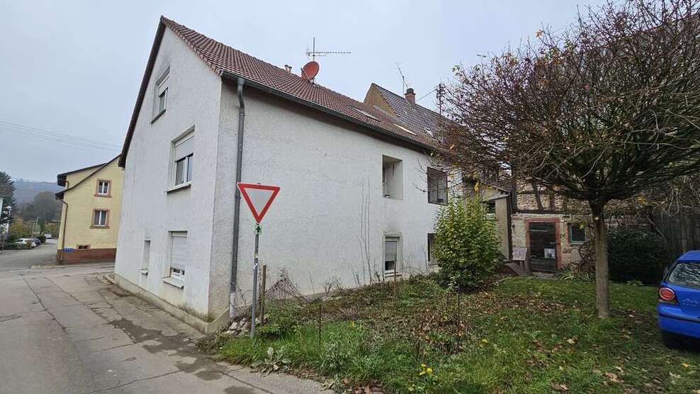 Haus zum Kaufen in Dilsberg 369.000 € 269 m²