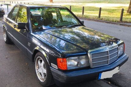 Mercedes 190