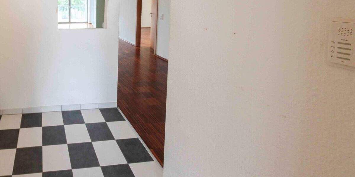 Etagenwohnung Mannheim Neuhermsheim - 4 Zimmer, 94 m&sup2;, 369.000&euro; | Angebot:25340129