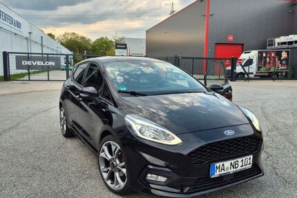 Ford Fiesta 49.500 km 11.490 &euro; Mannheim 68229