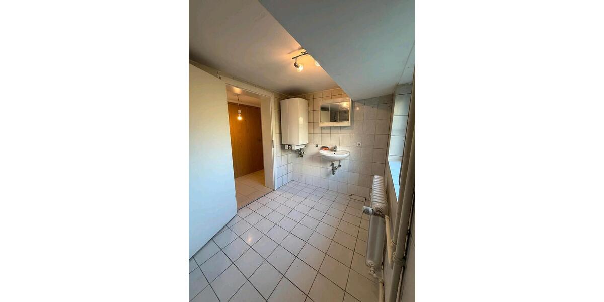 Etagenwohnung Sandhausen - 2 Zimmer, 49 m&sup2;, 159.000&euro; | Angebot:25235598