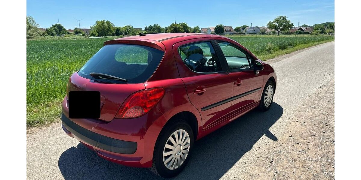 Peugeot 207 173.000 km 1.400 &euro; Hockenheim 68804